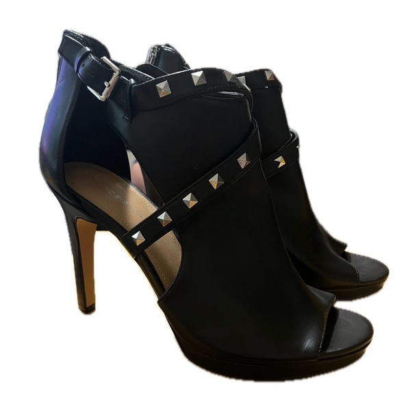 Marc Fisher Womens Heels with Silver Studs Zip up Backs sz 10M used - Picture 5 of 8